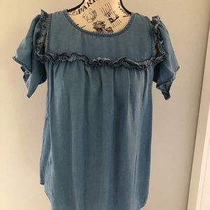 LC Lauren Conrad light weight denim top size lg